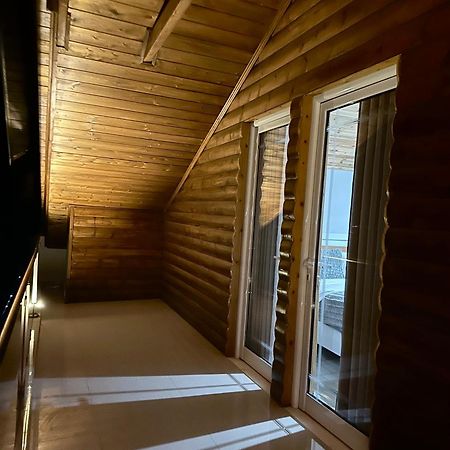 Guest House Rean Berat Ngoại thất bức ảnh