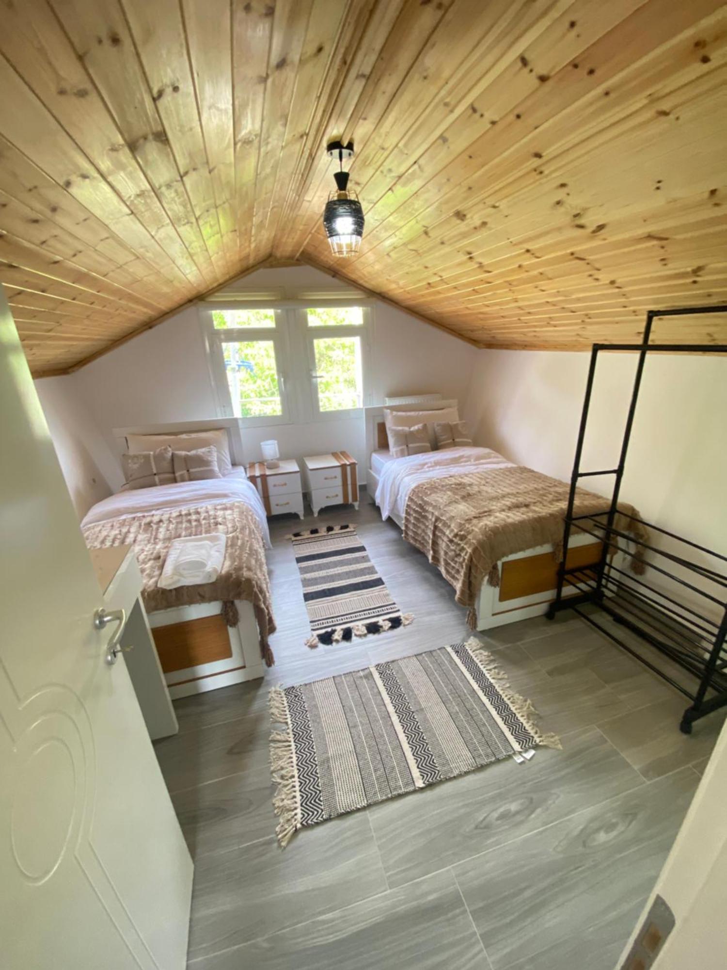 Guest House Rean Berat Ngoại thất bức ảnh