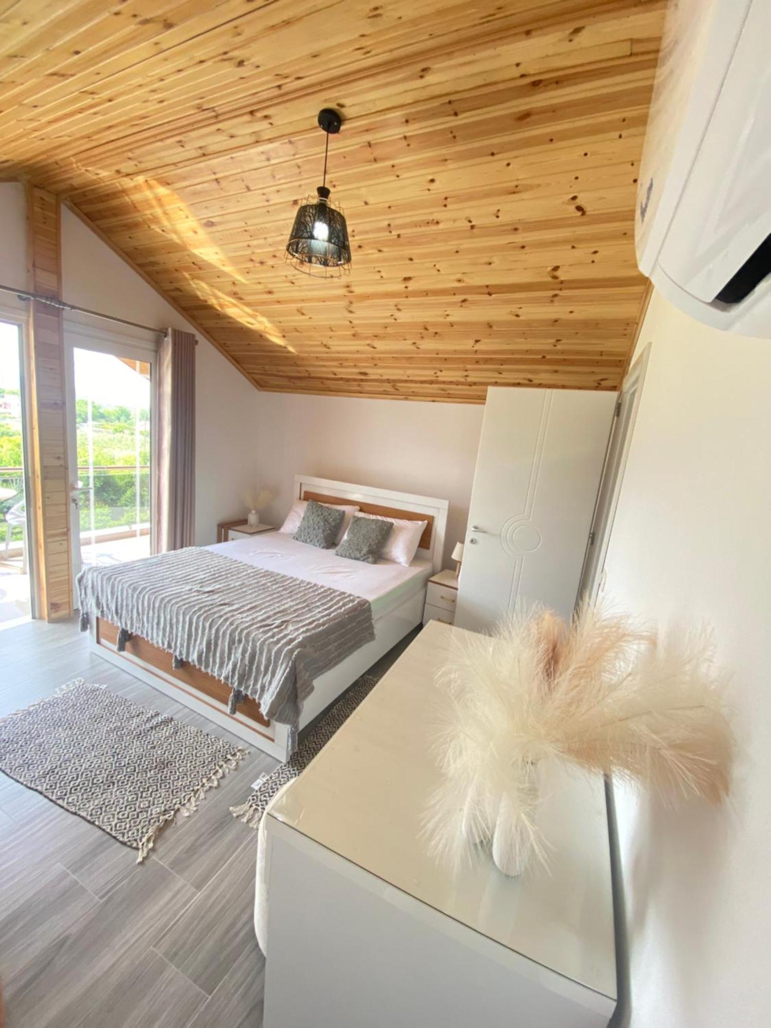 Guest House Rean Berat Ngoại thất bức ảnh