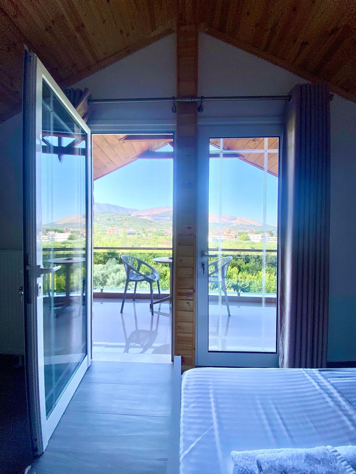 Guest House Rean Berat Ngoại thất bức ảnh
